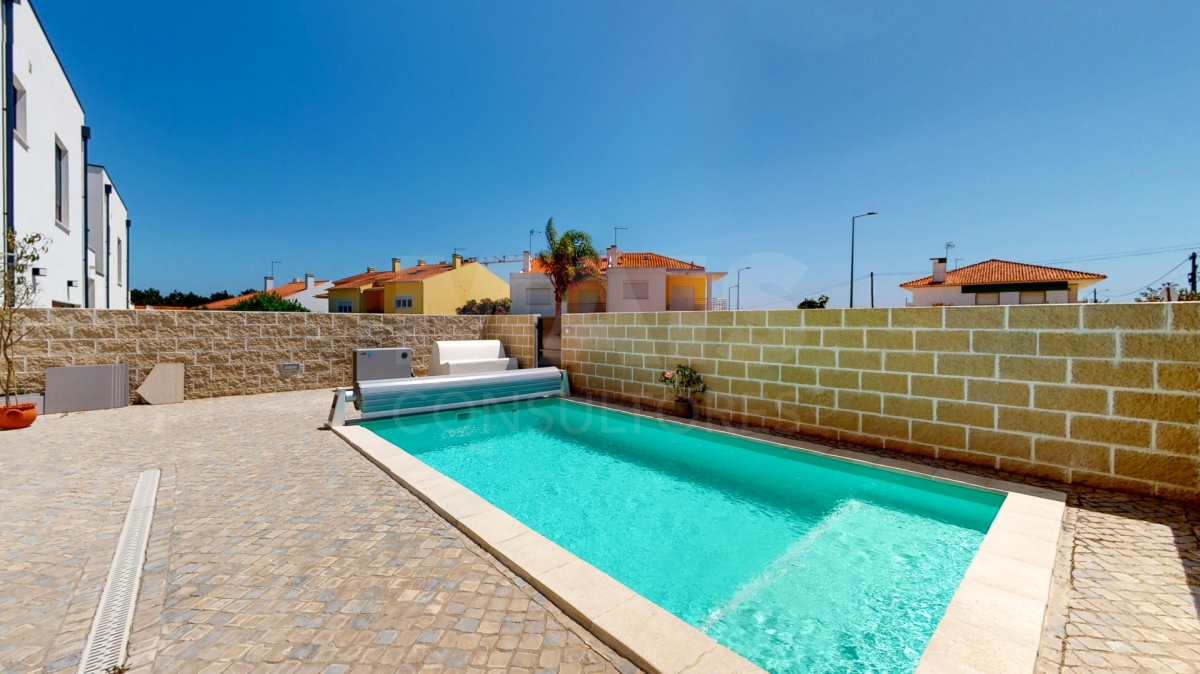 New 4 bedroom villa sea view in Salir do Porto - virtual tour
